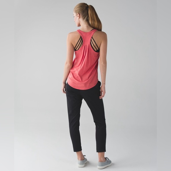 Lululemon Yogi Everyday Tank Heathered Cape Red Size Large - Picture 2 of 9